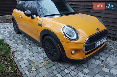 Хэтчбек MINI Cooper 2017 в Киеве