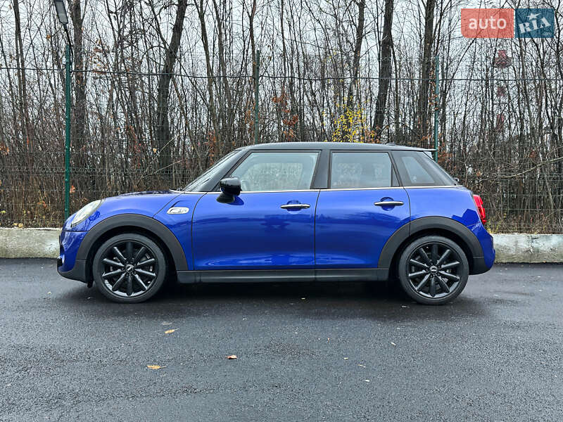 Хэтчбек MINI Cooper 2020 в Киеве