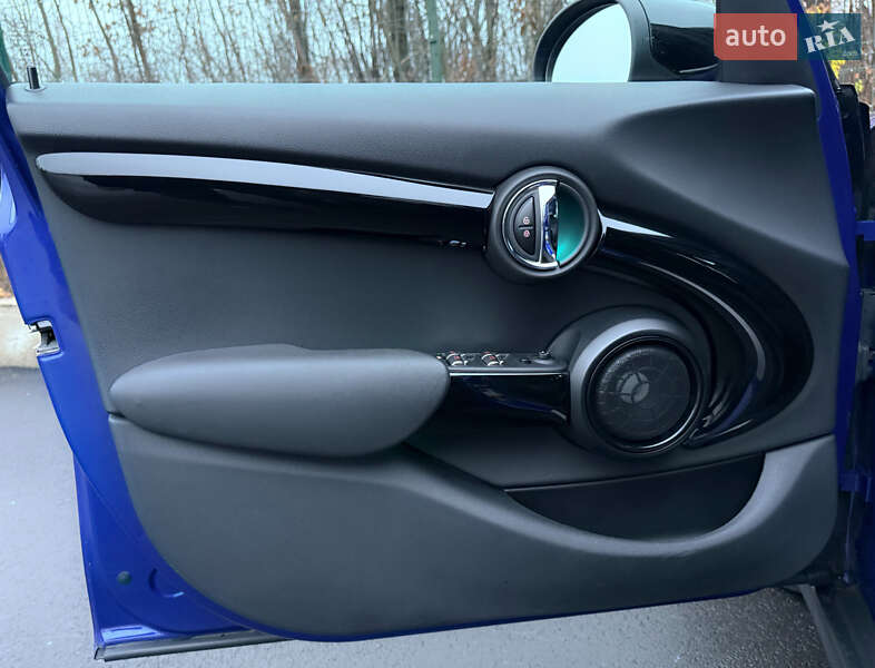 Хэтчбек MINI Cooper 2020 в Киеве