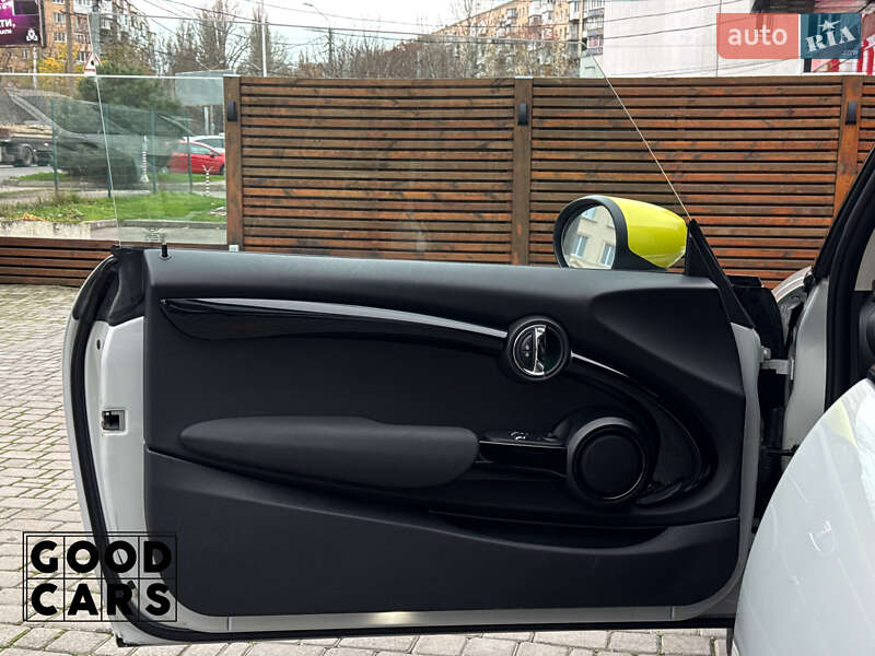 Хэтчбек MINI Cooper 2021 в Одессе