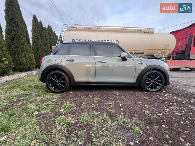 Хетчбек MINI Cooper 2016 в Броварах фото 5 Хетчбек MINI Cooper 2016 в Броварах