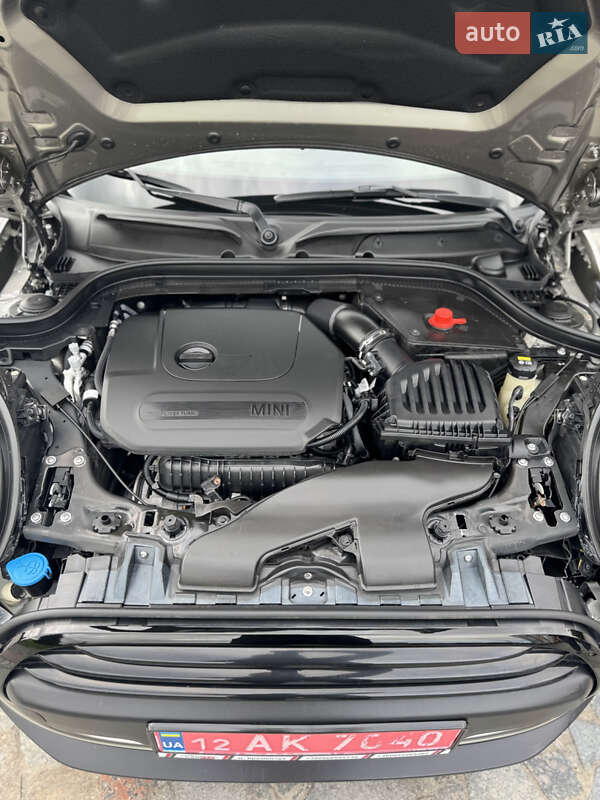 Хэтчбек MINI Cooper 2019 в Кременчуге фото 13 Хэтчбек MINI Cooper 2019 в Кременчуге