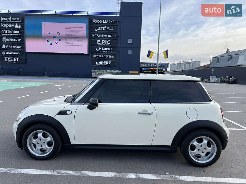 Хэтчбек MINI Cooper 2007 в Киеве