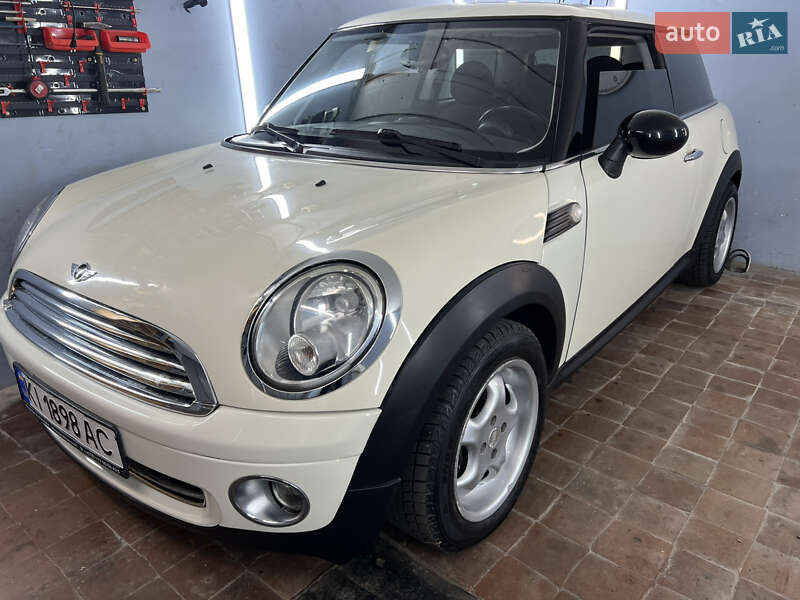 Хэтчбек MINI Cooper 2007 в Киеве