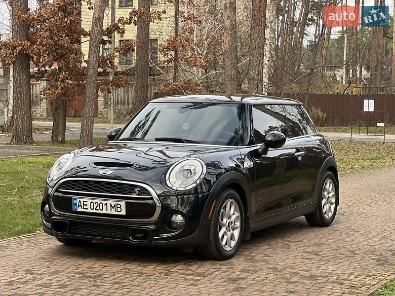 Хэтчбек MINI Cooper 2015 в Киеве