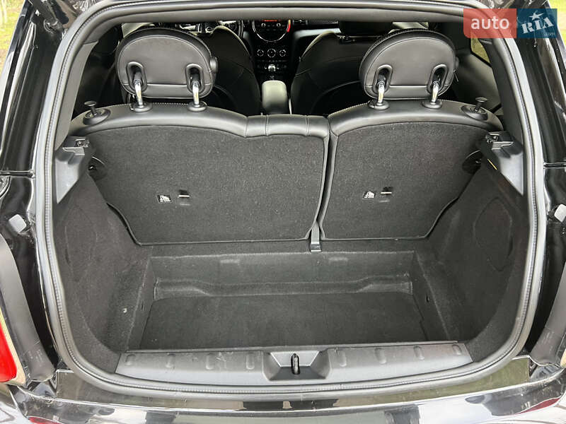 Хэтчбек MINI Cooper 2015 в Киеве