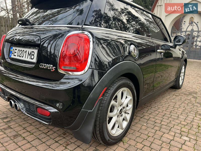 Хэтчбек MINI Cooper 2015 в Киеве