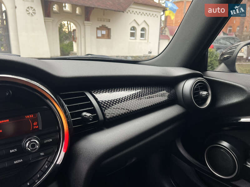 Хэтчбек MINI Cooper 2015 в Киеве