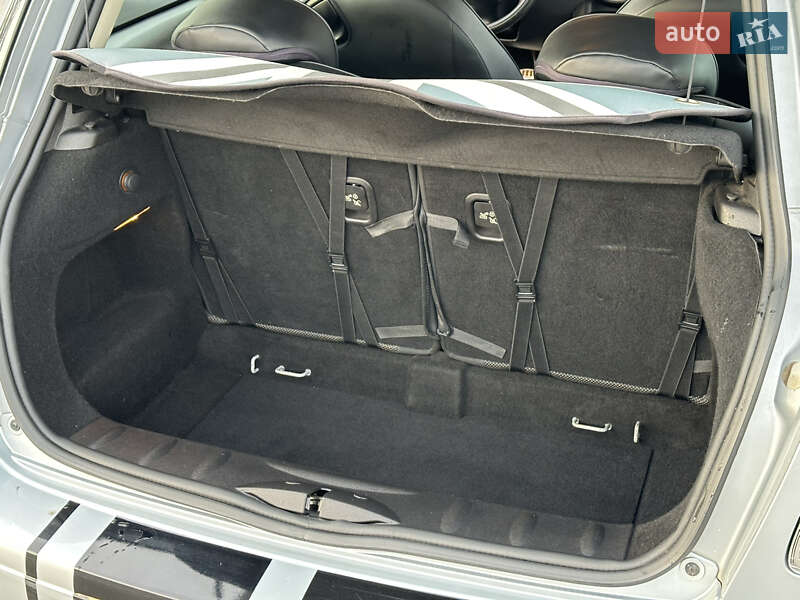 Хэтчбек MINI Cooper 2010 в Одессе