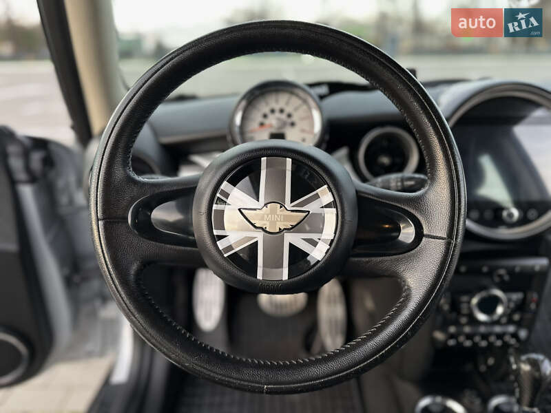 Хэтчбек MINI Cooper 2010 в Одессе