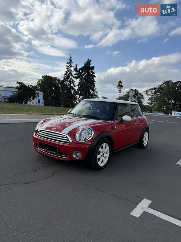 MINI Cooper 2010