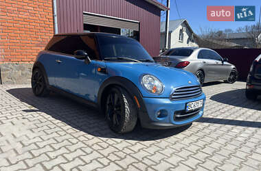 Хэтчбек MINI Cooper 2012 в Львове