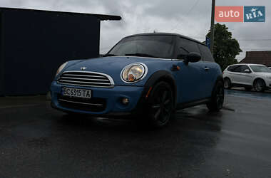 Хэтчбек MINI Cooper 2012 в Львове
