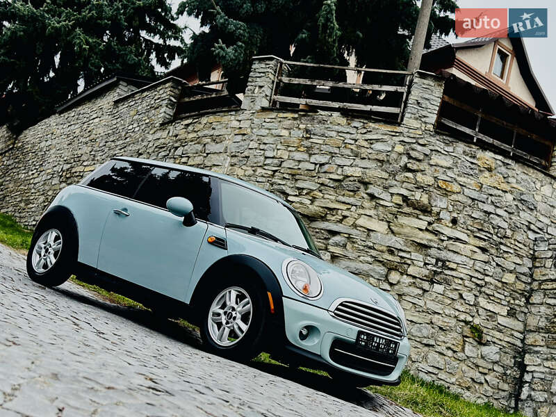 Хэтчбек MINI Cooper 2013 в Каменец-Подольском