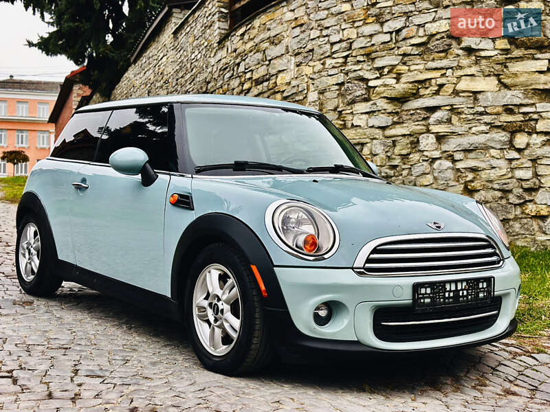 Хэтчбек MINI Cooper 2013 в Каменец-Подольском