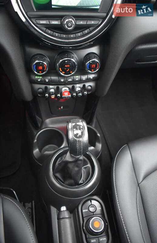 Хетчбек MINI Cooper 2018 в Києві