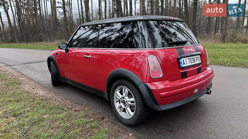 Хетчбек MINI Cooper 2003 в Житомирі