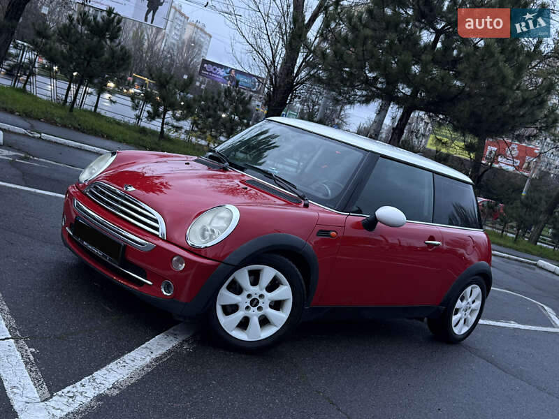 Хетчбек MINI Cooper 2005 в Одесі фото 2 Хетчбек MINI Cooper 2005 в Одесі