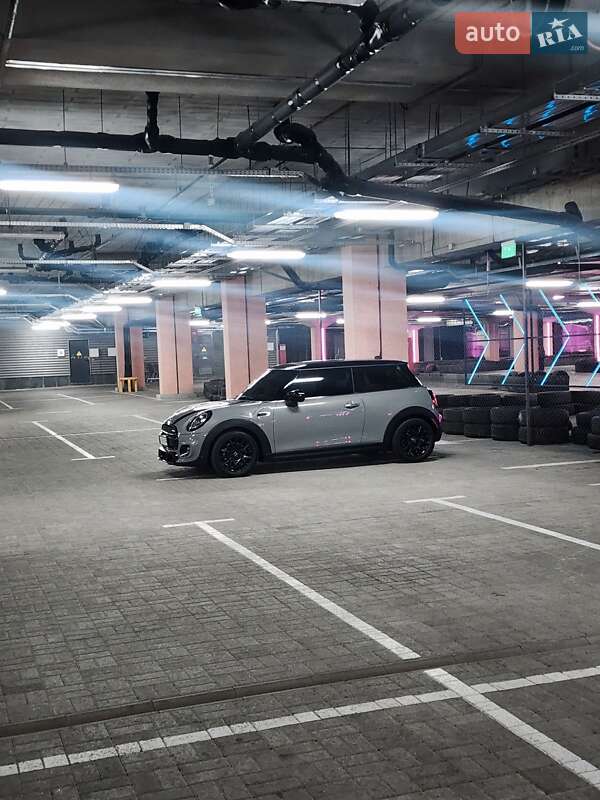 Хетчбек MINI Cooper 2019 в Києві фото 77 Хетчбек MINI Cooper 2019 в Києві
