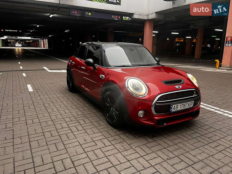 Хэтчбек MINI Cooper 2016 в Киеве фото 6 Хэтчбек MINI Cooper 2016 в Киеве