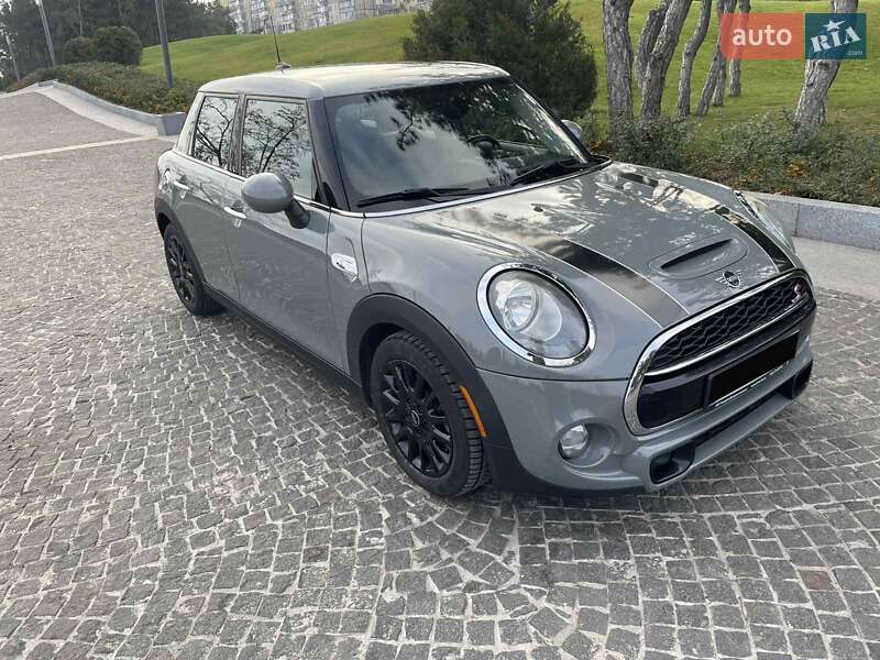 Хетчбек MINI Cooper 2018 в Дніпрі фото 5 Хетчбек MINI Cooper 2018 в Дніпрі