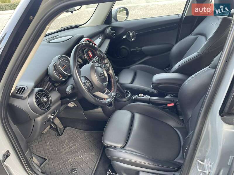 Хетчбек MINI Cooper 2018 в Дніпрі фото 13 Хетчбек MINI Cooper 2018 в Дніпрі