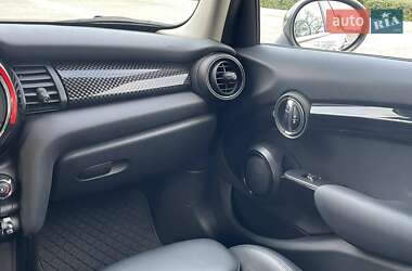 Хэтчбек MINI Cooper 2018 в Днепре