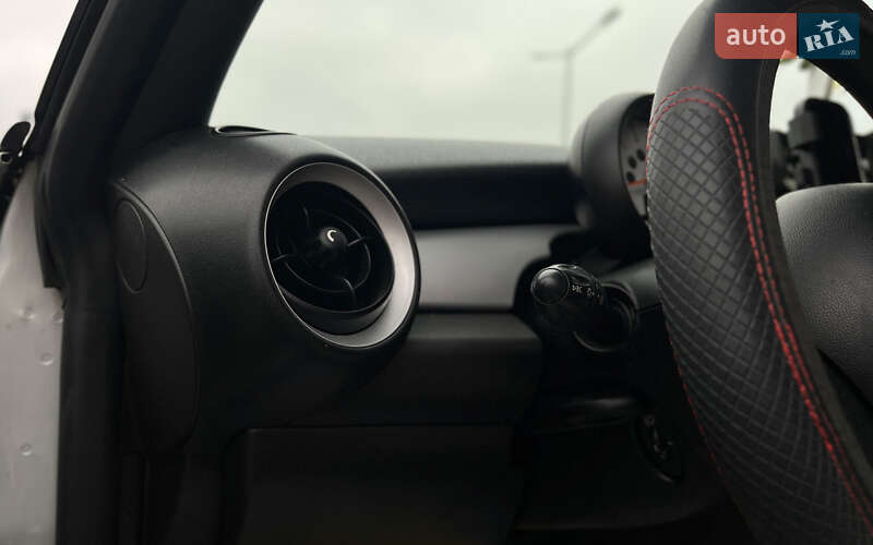 Хэтчбек MINI Cooper 2013 в Мукачево фото 11 Хэтчбек MINI Cooper 2013 в Мукачево