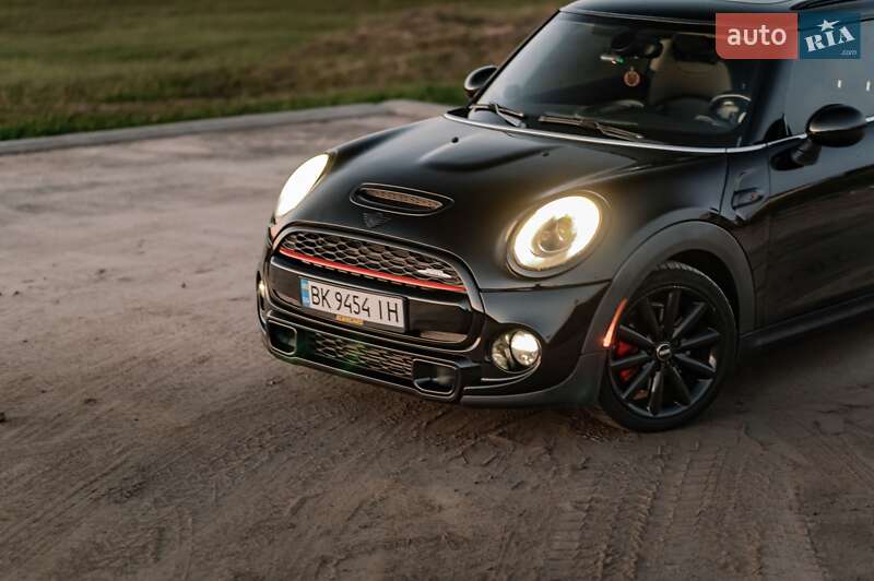 Хэтчбек MINI Cooper 2014 в Ровно фото 5 Хэтчбек MINI Cooper 2014 в Ровно