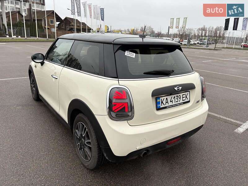 Хэтчбек MINI Cooper 2014 в Киеве фото 4 Хэтчбек MINI Cooper 2014 в Киеве