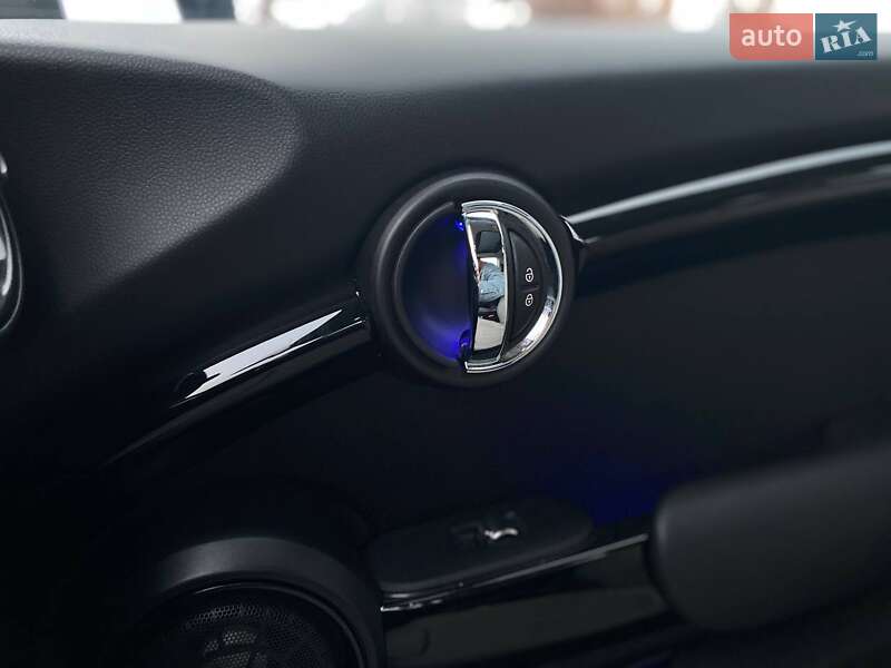 Хэтчбек MINI Cooper 2014 в Киеве