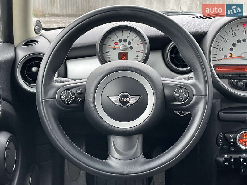 Хэтчбек MINI Cooper 2011 в Киеве фото 15 Хэтчбек MINI Cooper 2011 в Киеве