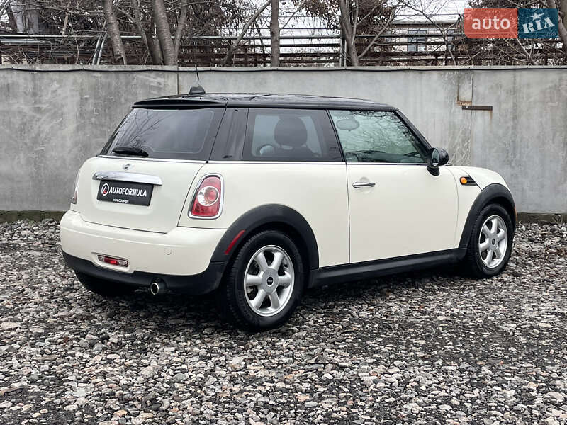 Хэтчбек MINI Cooper 2011 в Киеве фото 10 Хэтчбек MINI Cooper 2011 в Киеве
