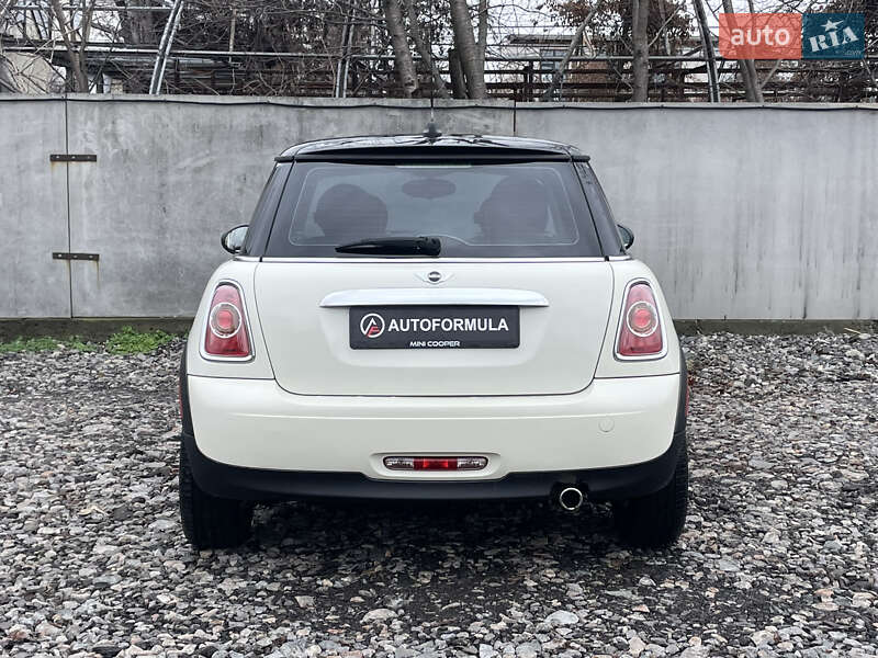 Хэтчбек MINI Cooper 2011 в Киеве фото 9 Хэтчбек MINI Cooper 2011 в Киеве
