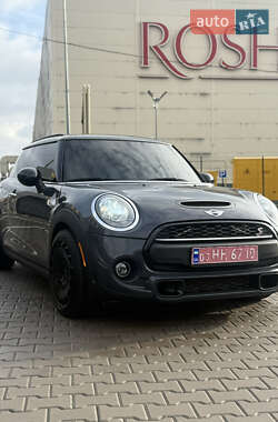 Хэтчбек MINI Cooper 2016 в Виннице