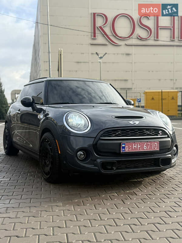 Хэтчбек MINI Cooper 2016 в Виннице фото Хэтчбек MINI Cooper 2016 в Виннице