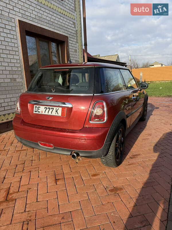 Хэтчбек MINI Cooper 2008 в Гайвороне фото 4 Хэтчбек MINI Cooper 2008 в Гайвороне