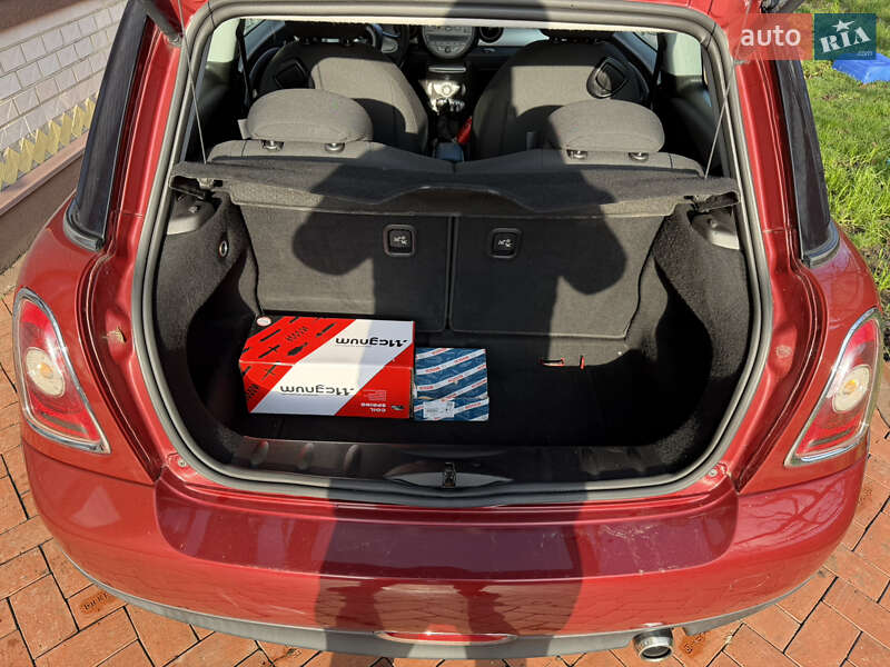 Хэтчбек MINI Cooper 2008 в Гайвороне фото 6 Хэтчбек MINI Cooper 2008 в Гайвороне
