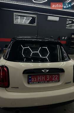 Хэтчбек MINI Cooper 2016 в Ужгороде