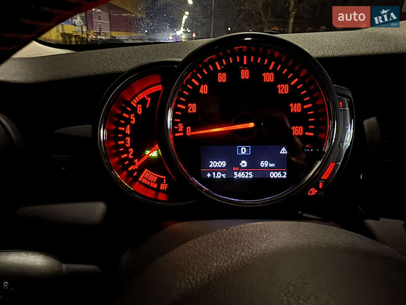 Хэтчбек MINI Cooper 2018 в Киеве