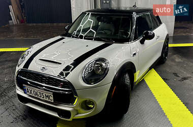 Хэтчбек MINI Cooper 2018 в Киеве