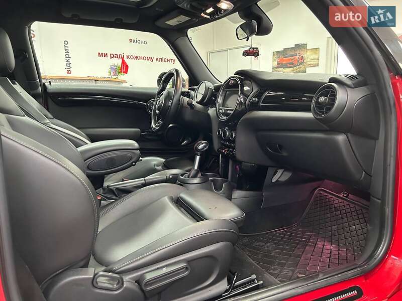 Хэтчбек MINI Cooper 2018 в Киеве фото 25 Хэтчбек MINI Cooper 2018 в Киеве