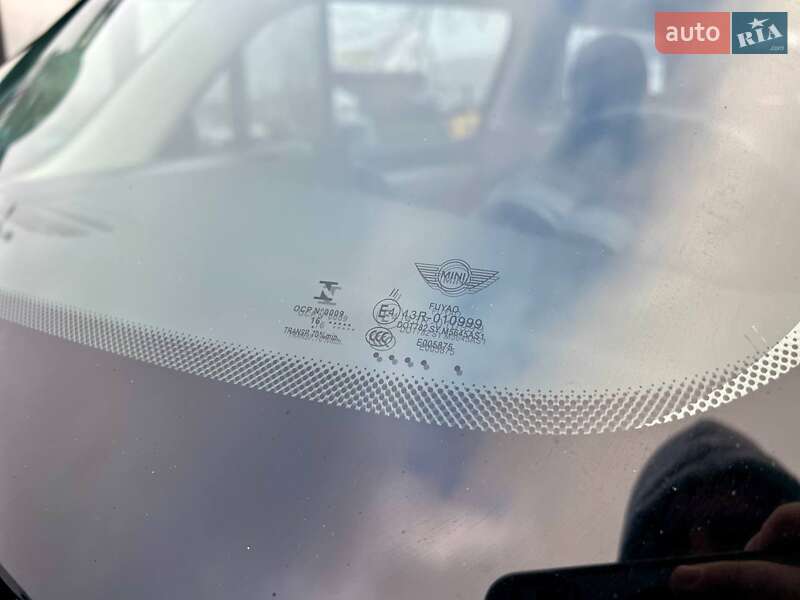 Хэтчбек MINI Cooper 2016 в Киеве