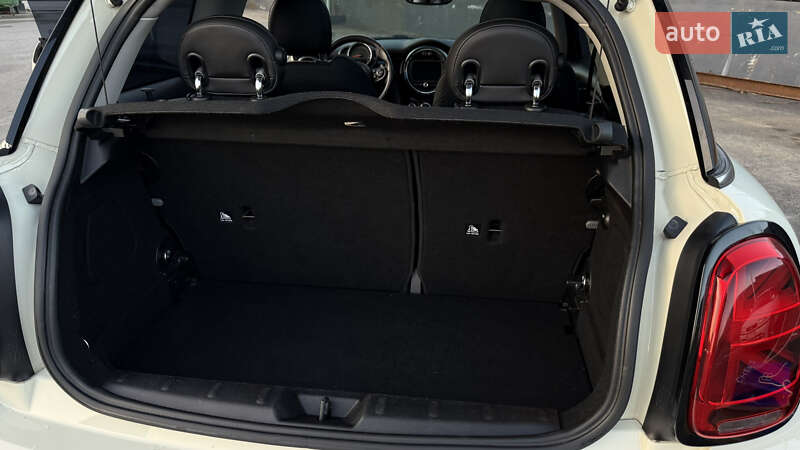 Хэтчбек MINI Cooper 2019 в Житомире фото 27 Хэтчбек MINI Cooper 2019 в Житомире