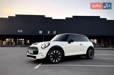 Хэтчбек MINI Cooper 2019 в Житомире