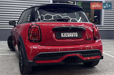 Хэтчбек MINI Cooper 2023 в Киеве