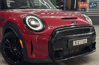 Хэтчбек MINI Cooper 2023 в Киеве