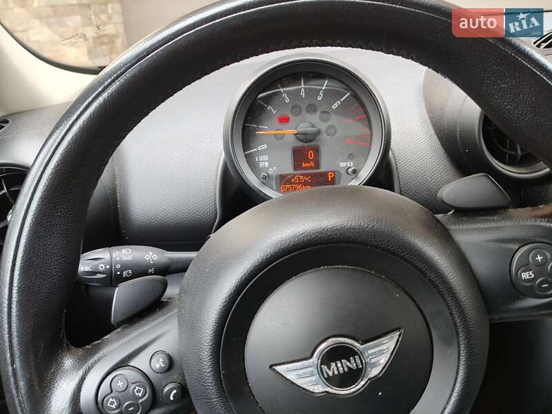 Хэтчбек MINI Cooper 2015 в Николаеве