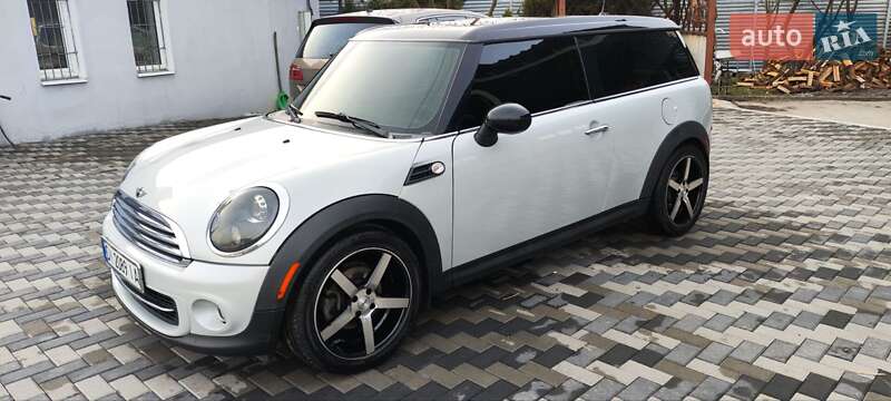 Хэтчбек MINI Cooper 2011 в Новомосковске