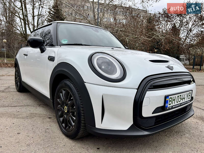 Хетчбек MINI Cooper 2023 в Одесі